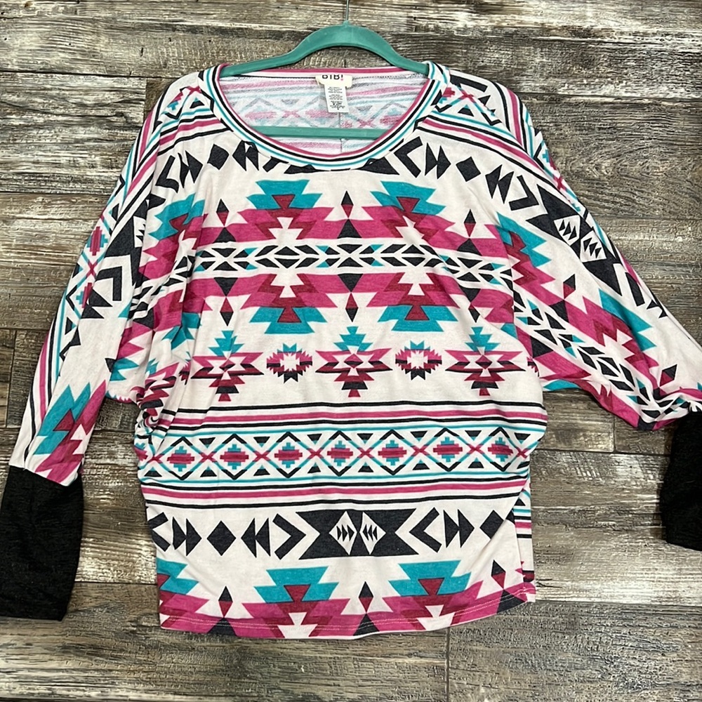 Aztec top